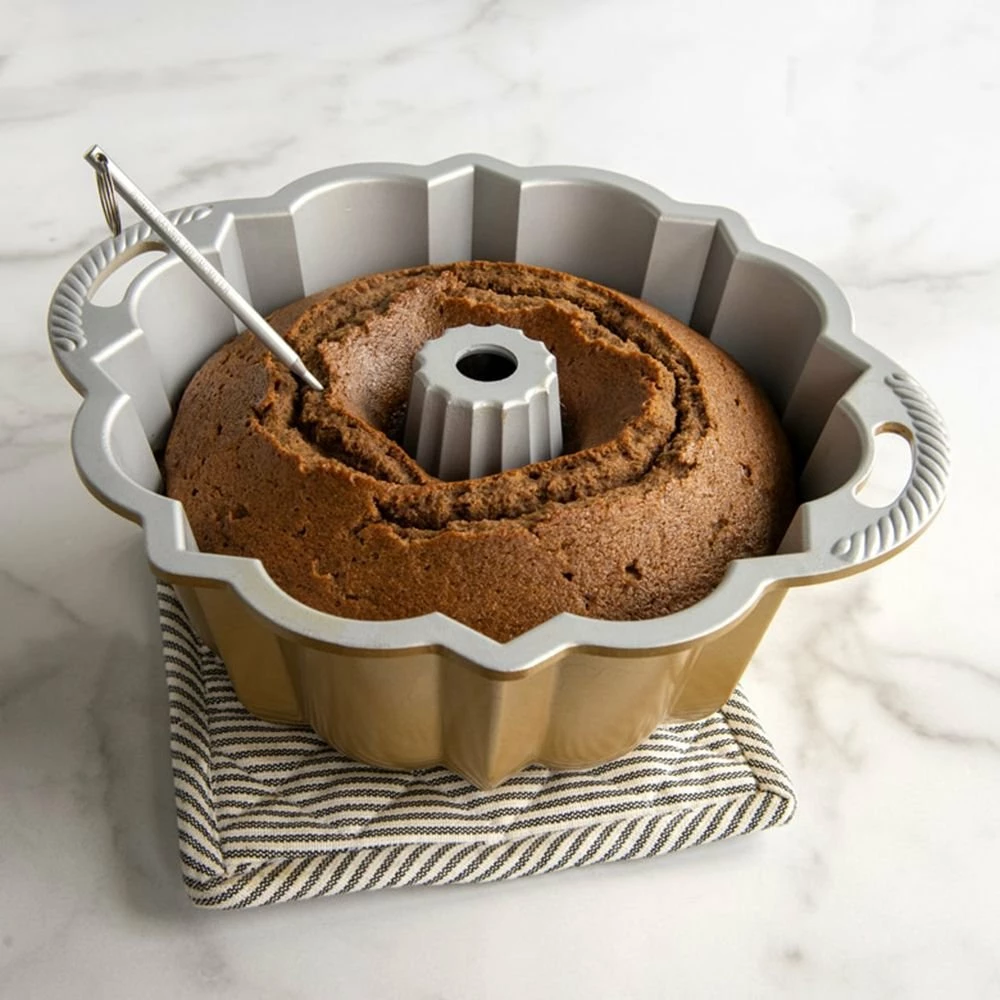 Nordic Ware Reusable Bundt Cake Thermometer - Image 2