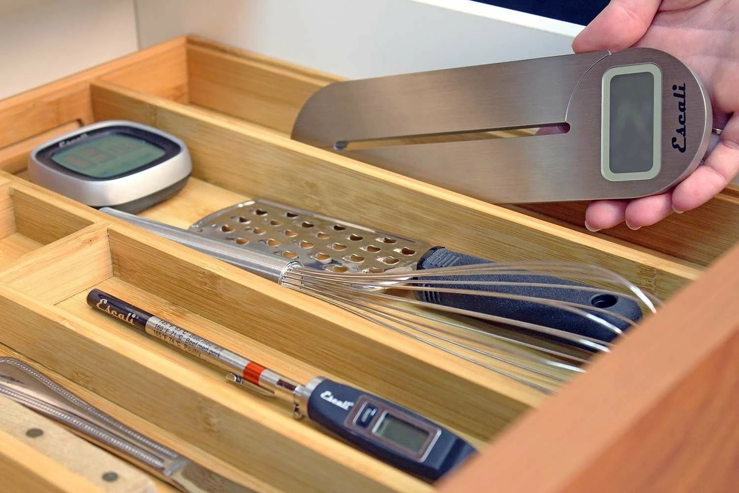 Escali Savu Space Saving Food Scale, 11 Lb / 5 Kg Capacity - Image 3