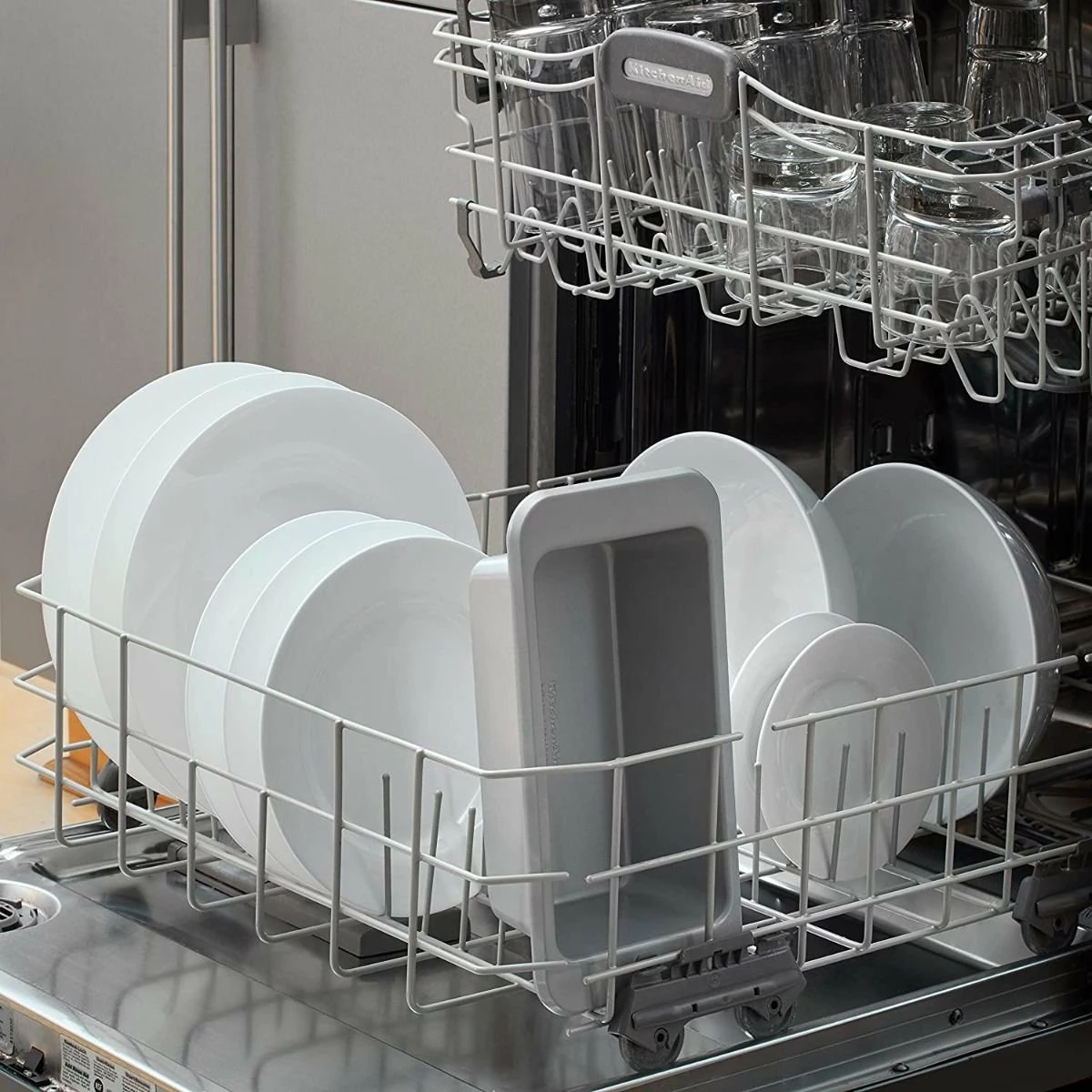 KitchenAid Non-Electrics KitchenAid Nonstick Loaf Pan | 9" X 5" - Image 6